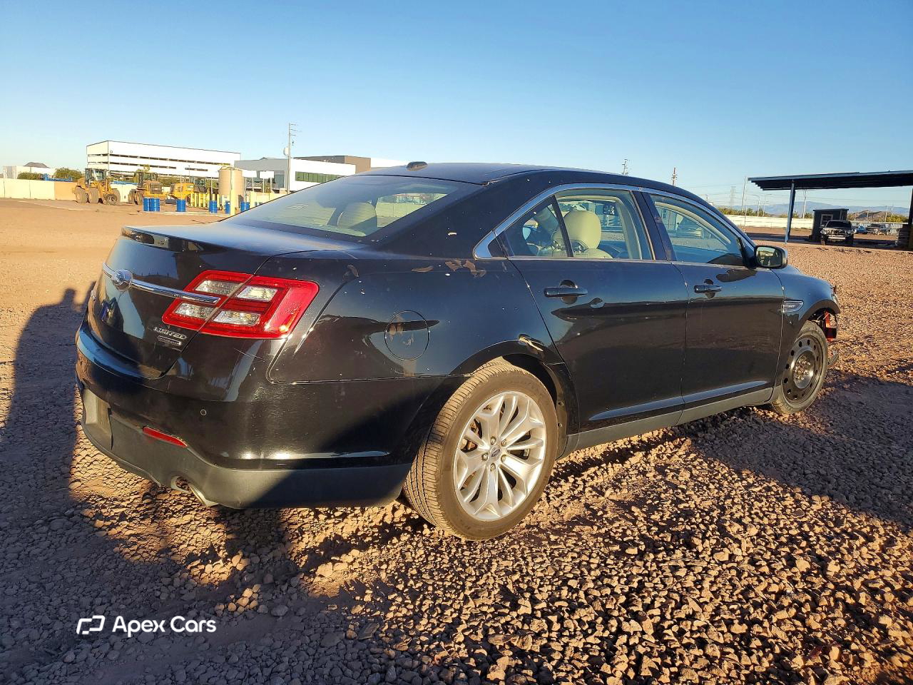 Ford Taurus 2017