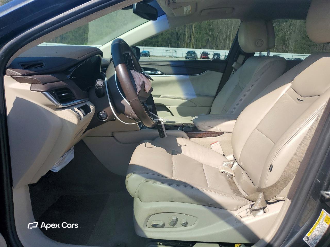 Cadillac XTS 2013