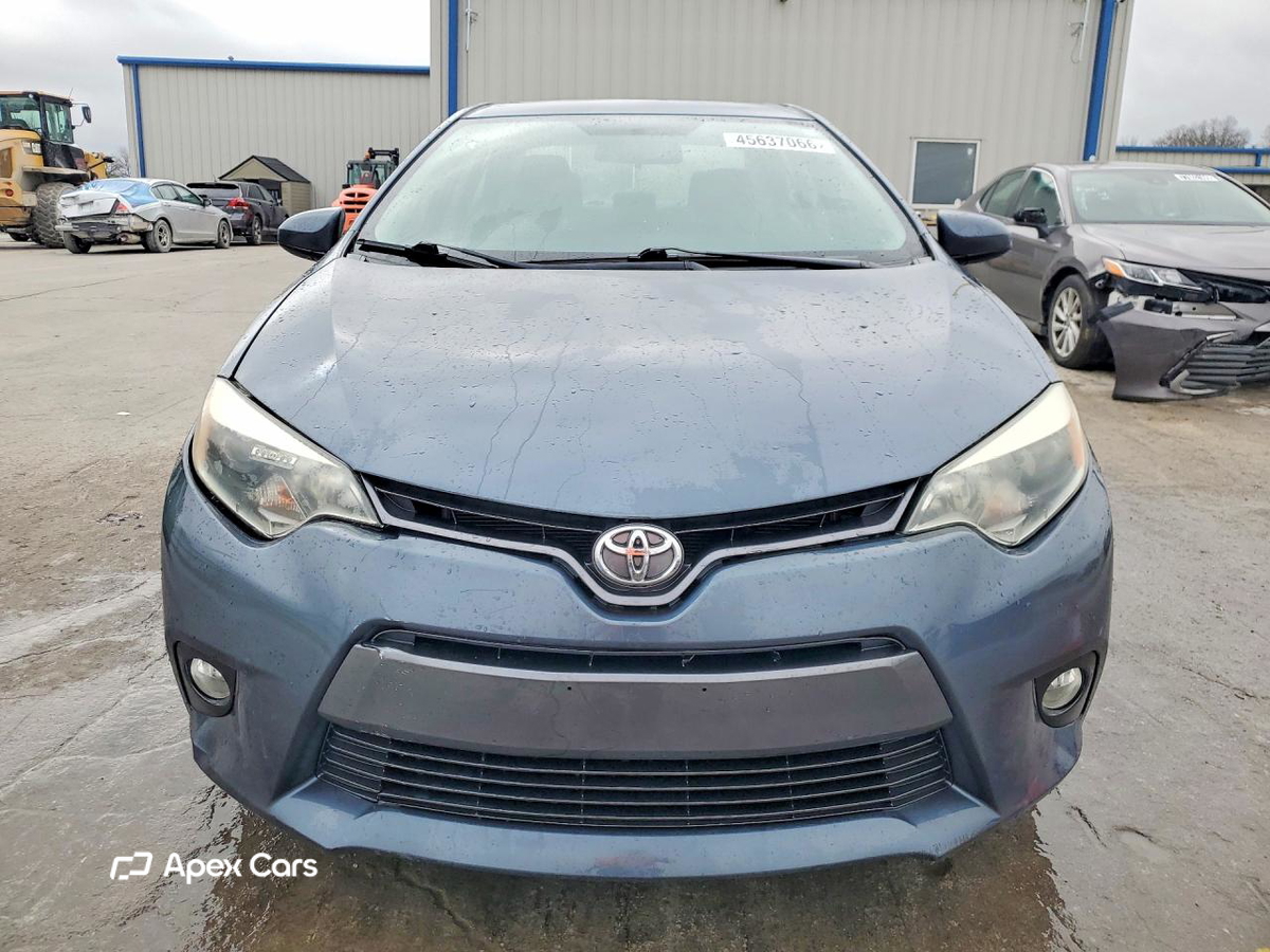 Toyota Corolla 2015