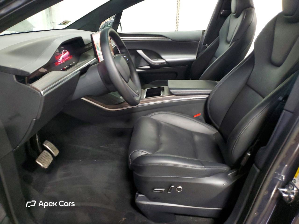 Tesla Model X 2023
