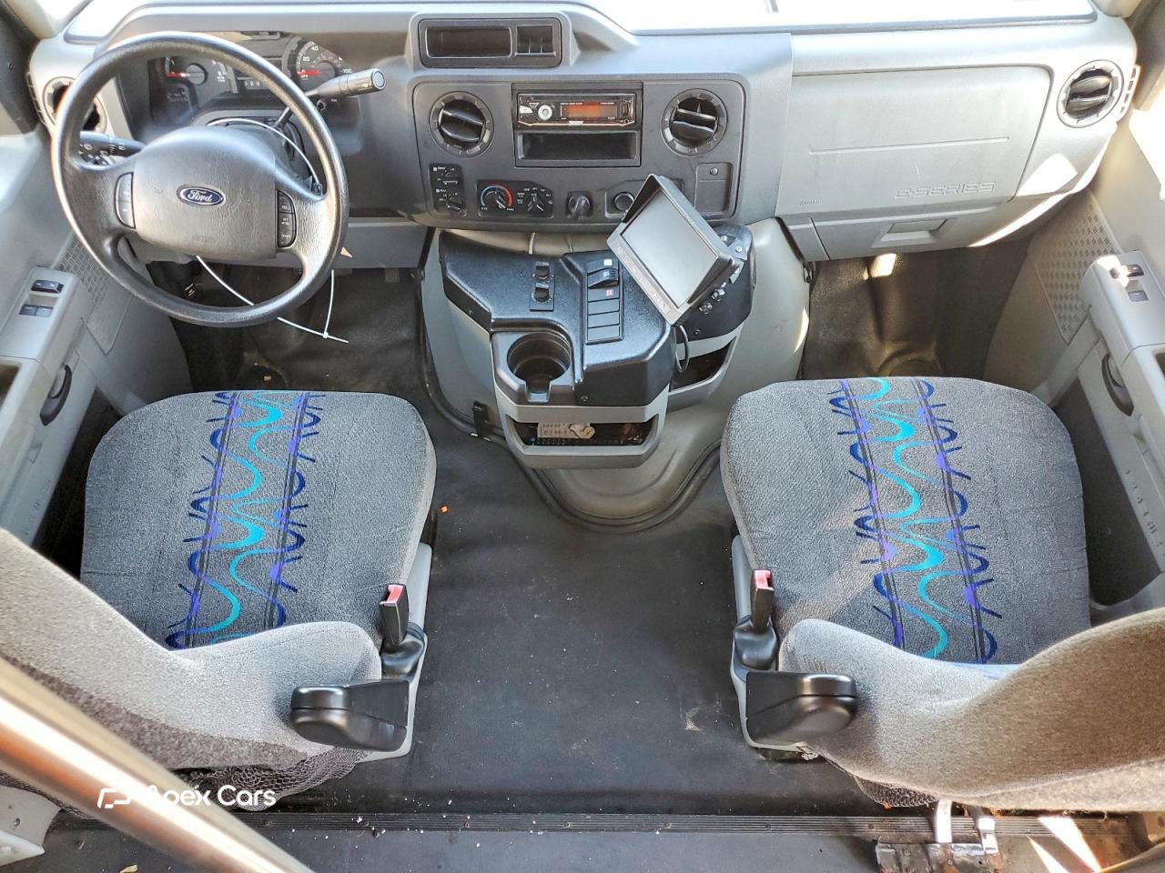 Ford Econoline 2015