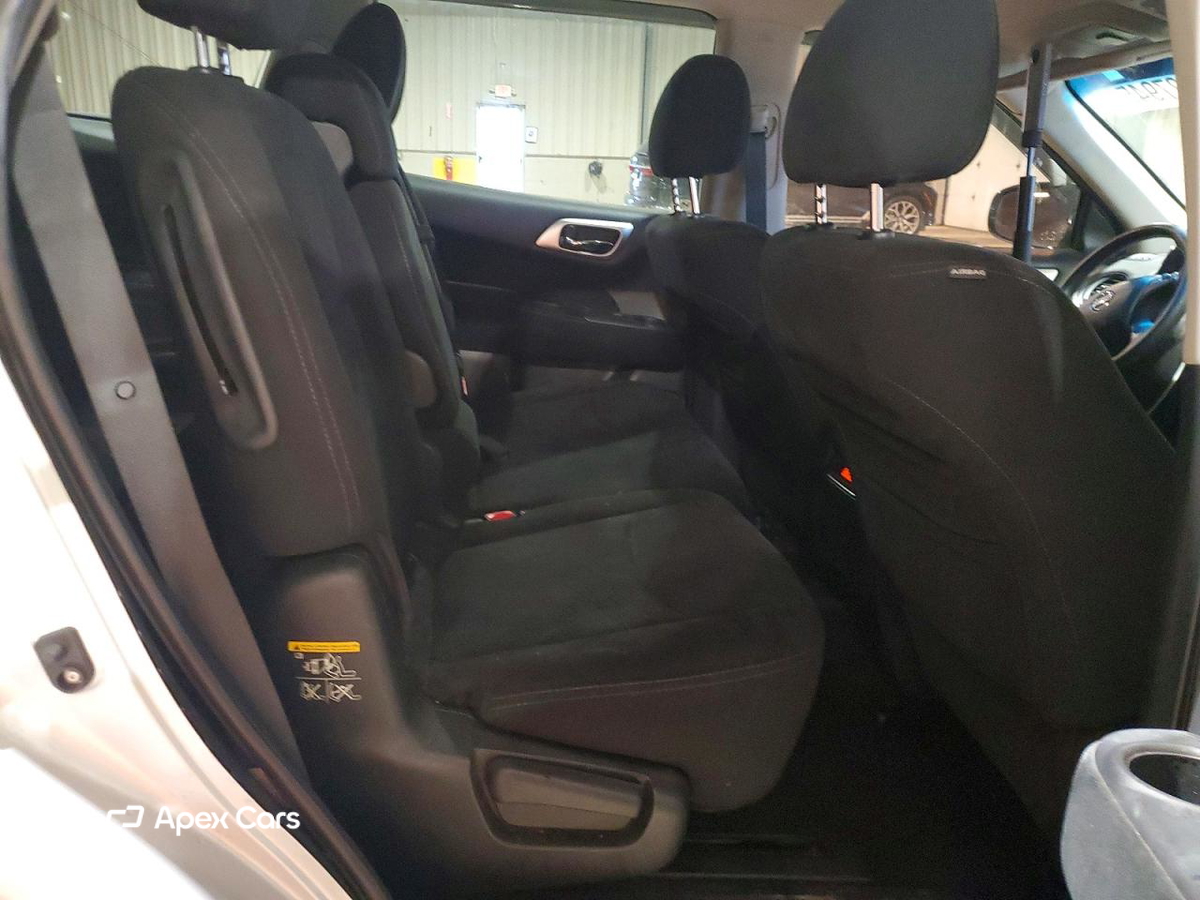 Nissan Pathfinder 2013