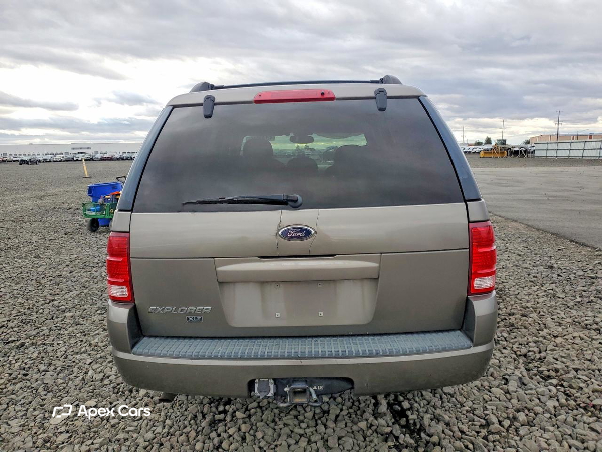 Ford Explorer 2004
