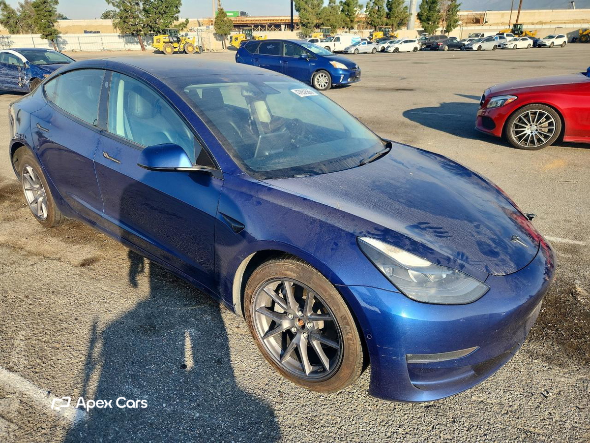 Tesla Model 3 2022