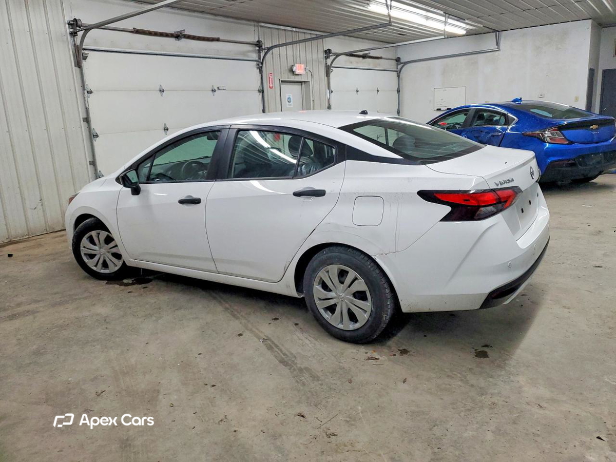 Nissan Versa 2023