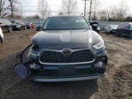 Toyota Highlander 2021