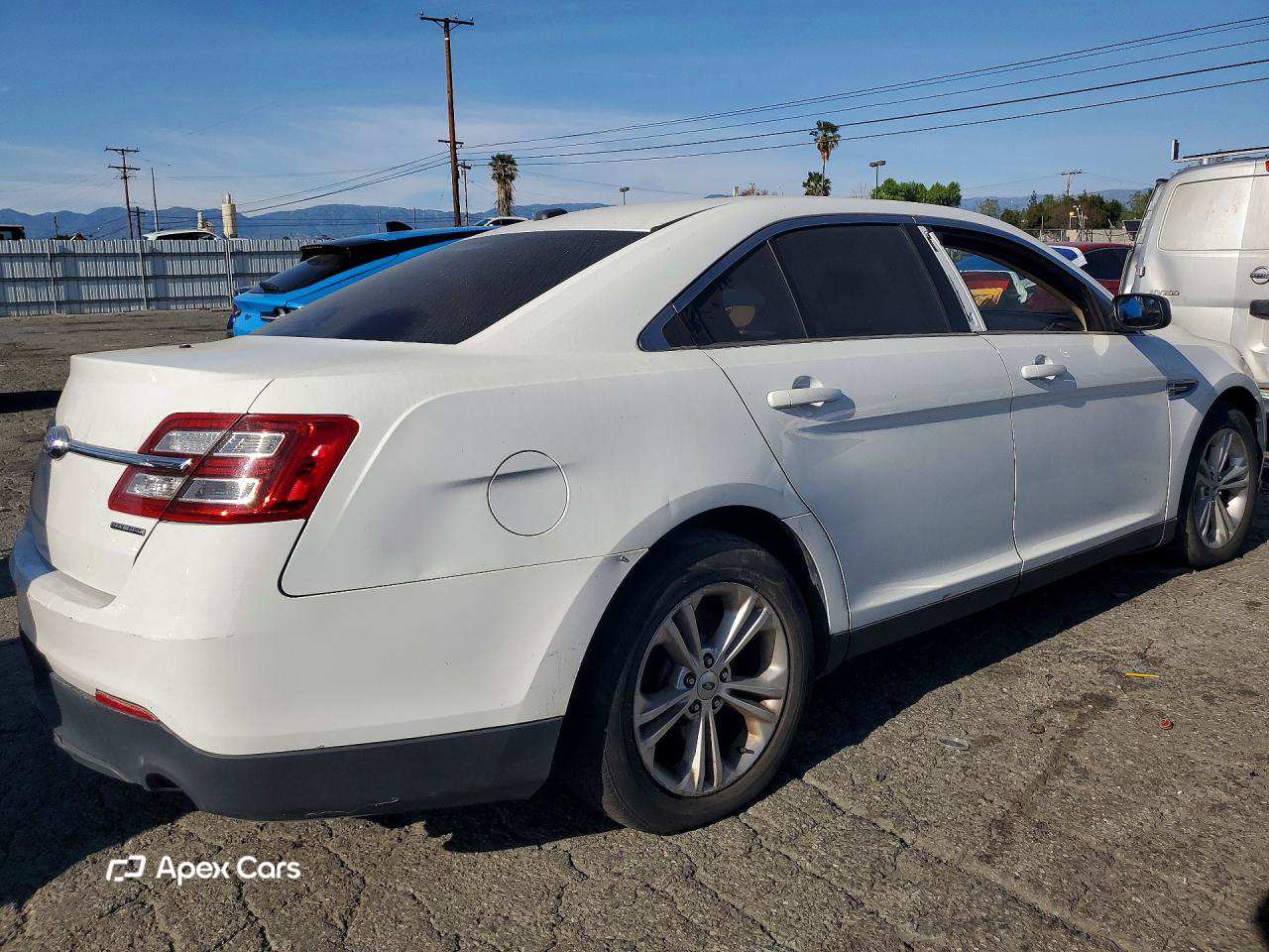 Ford Taurus 2019