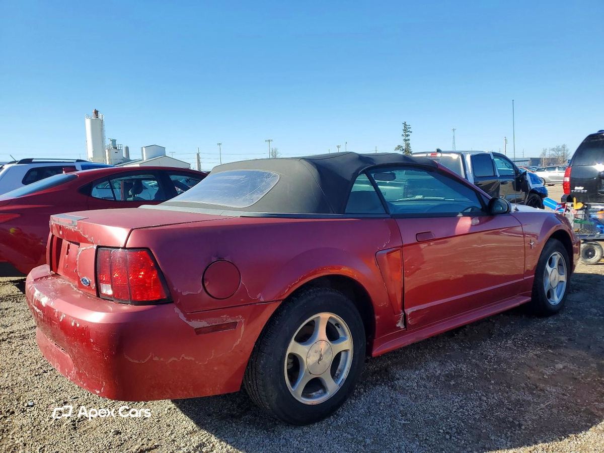 Ford Mustang 2001