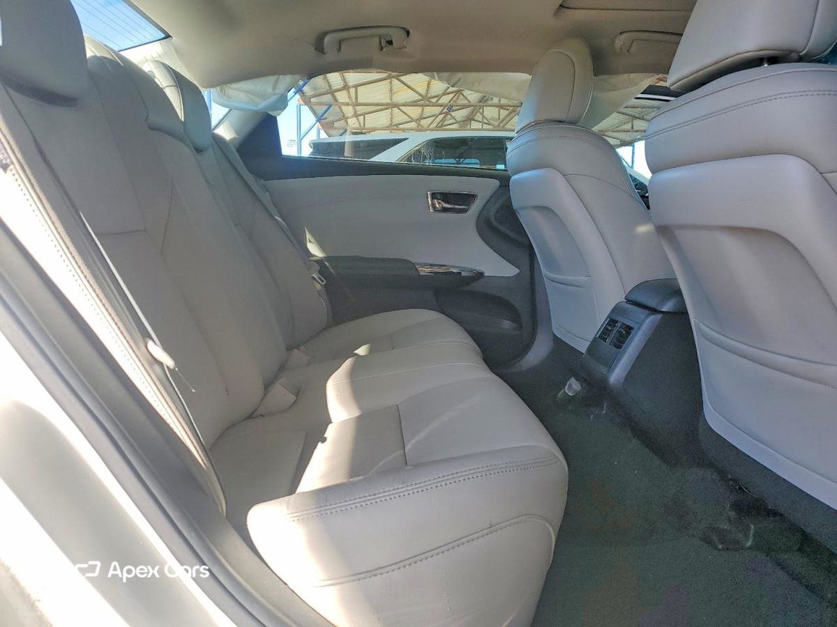 Toyota Avalon 2016