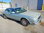 Jaguar XJ 2000