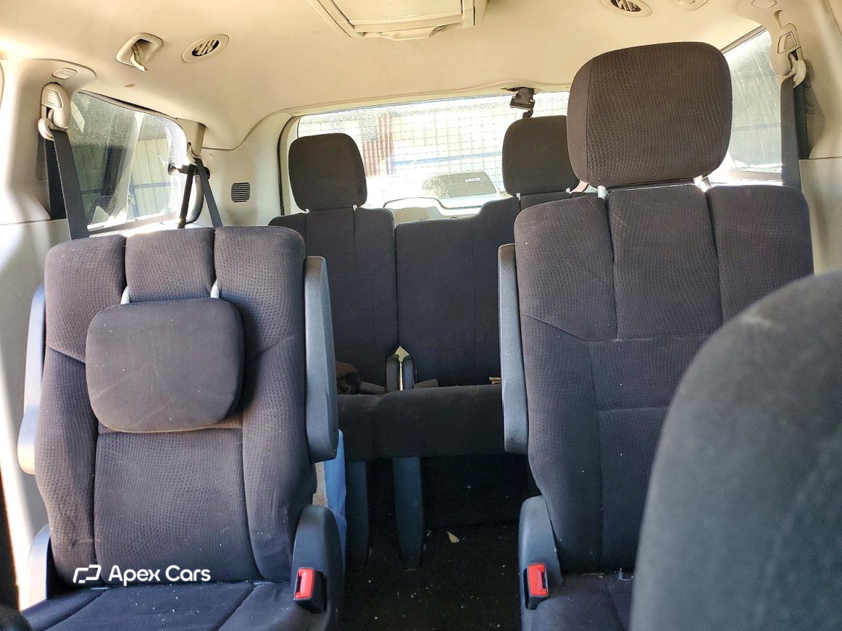 Dodge Caravan 2011
