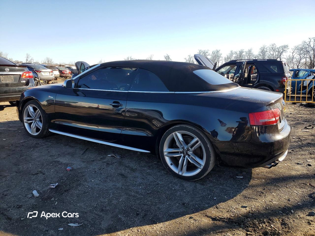 Audi RS5 2012