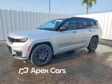 Jeep Cherokee 2023 - Image 1 of 5