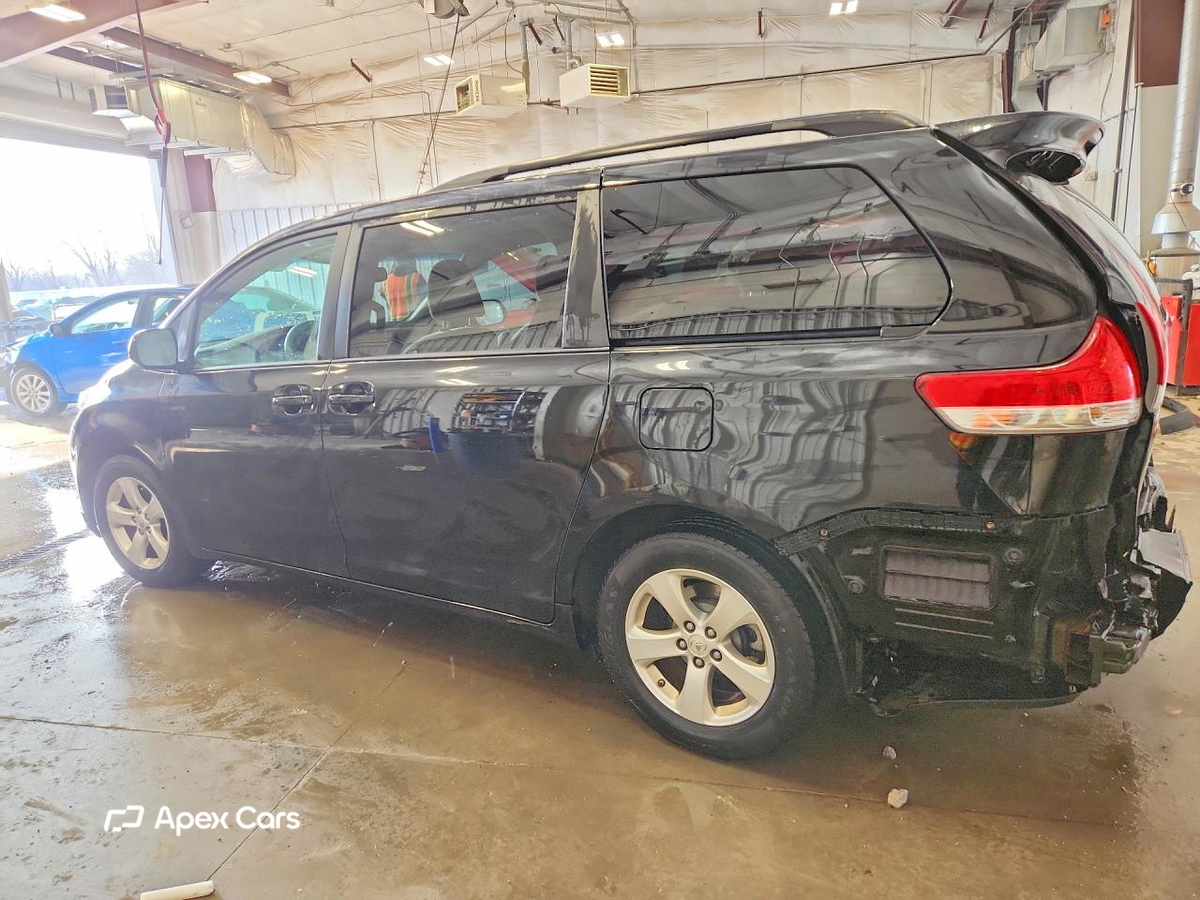 Toyota Sienna 2014