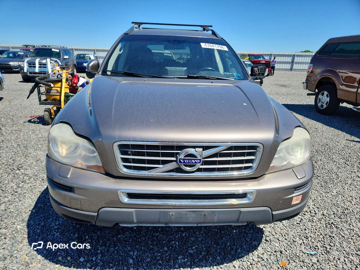 Volvo XC90 2011