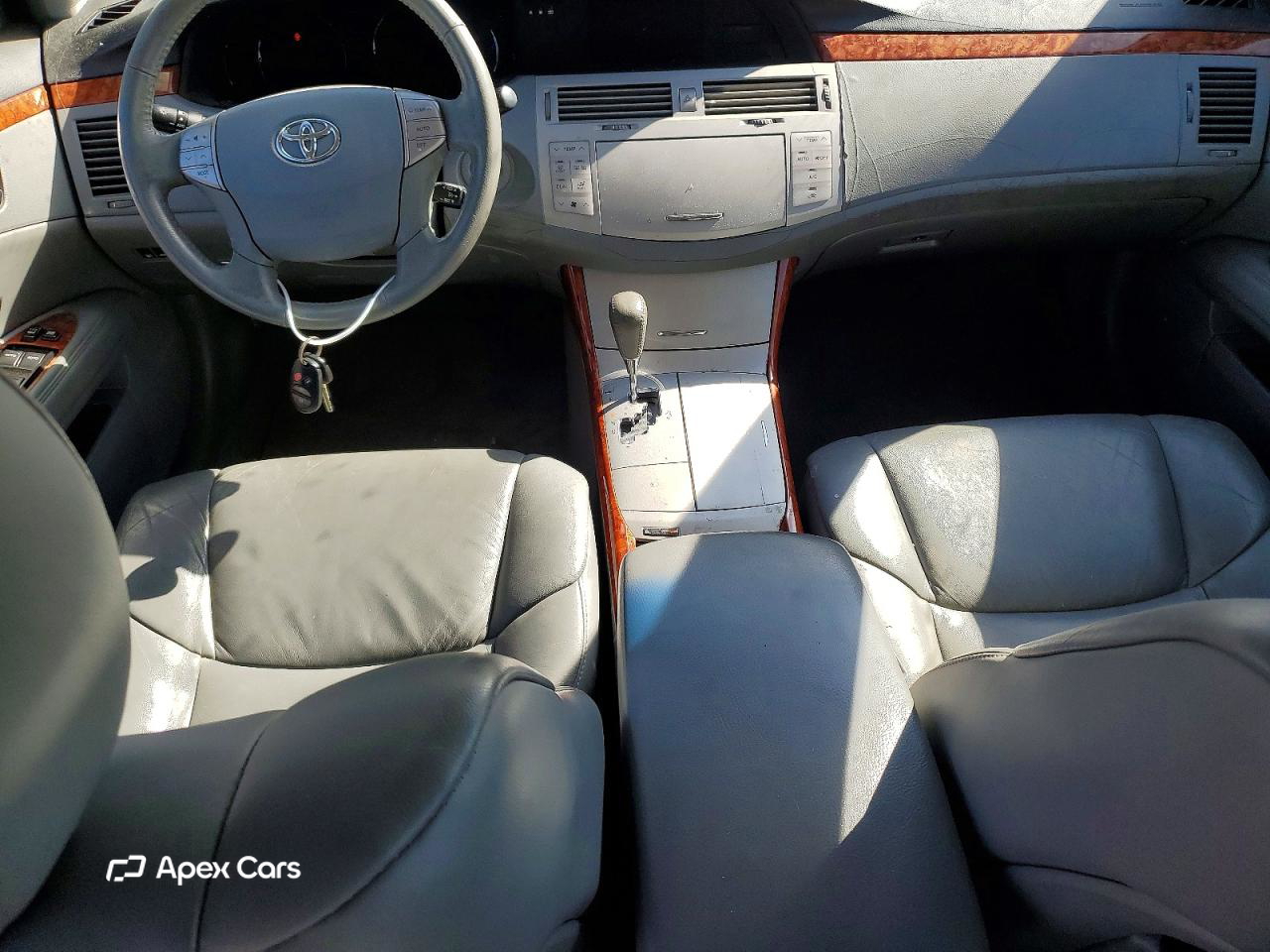 Toyota Avalon 2006
