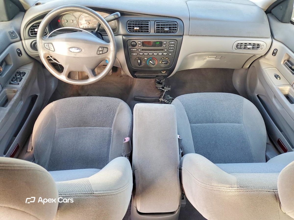 Ford Taurus 2002
