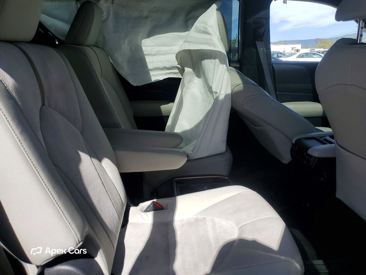 Toyota Highlander 2025