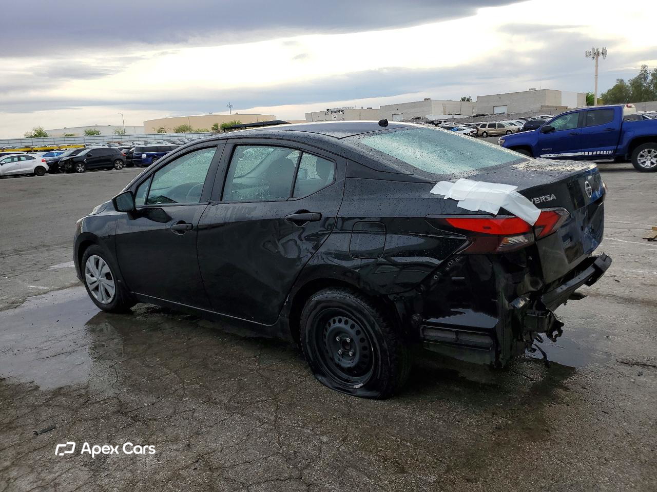 Nissan Versa 2021