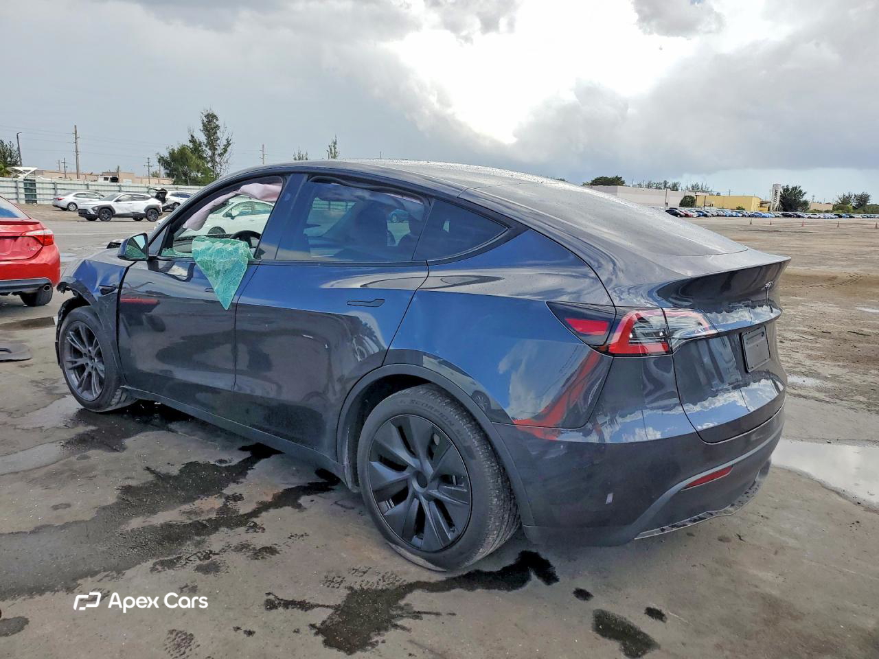 Tesla Model Y 2024