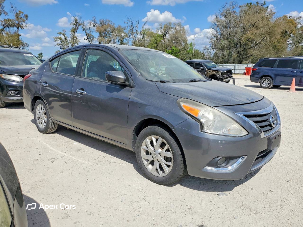 Nissan Versa 2017