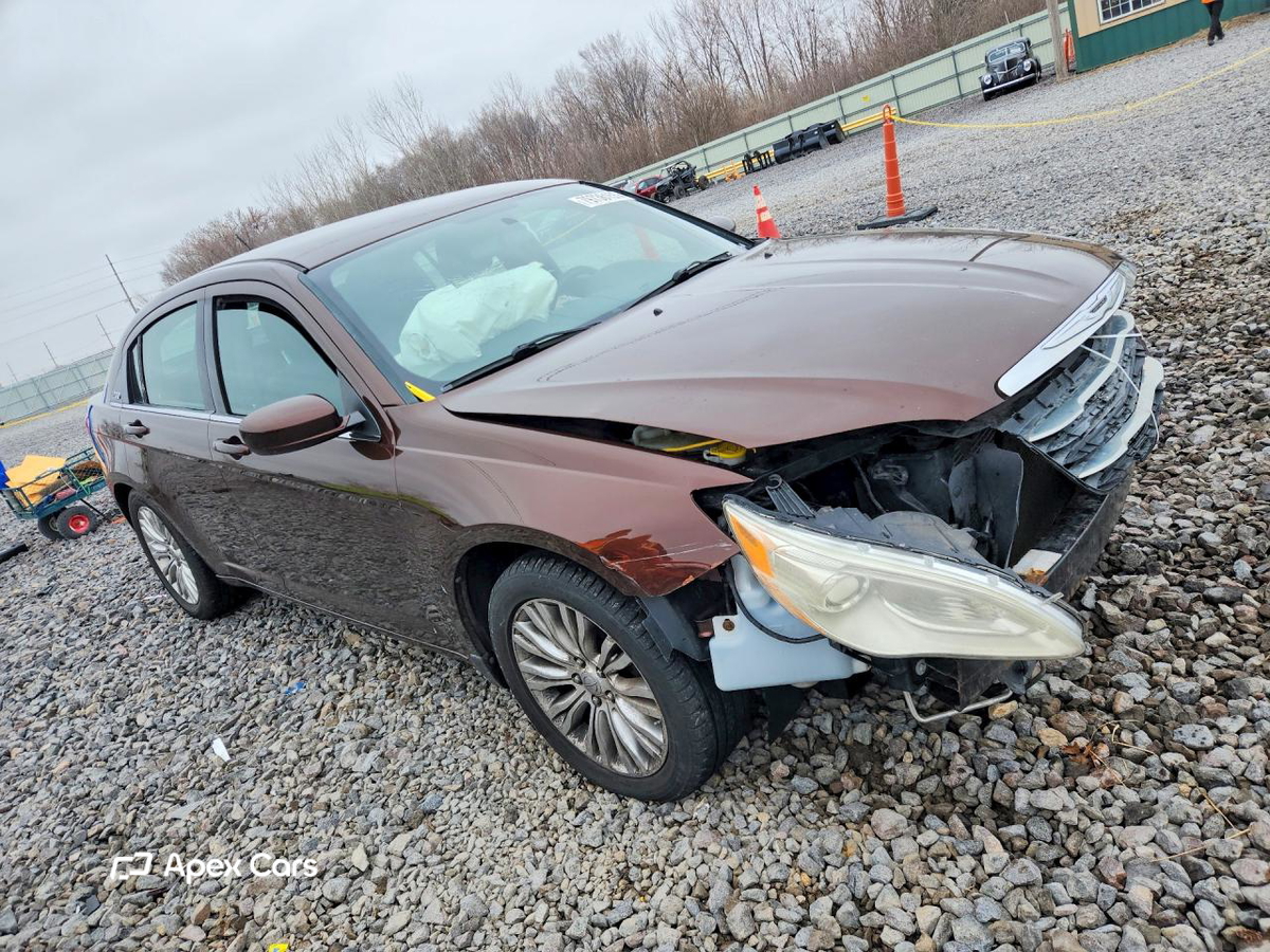 Chrysler 200 2013