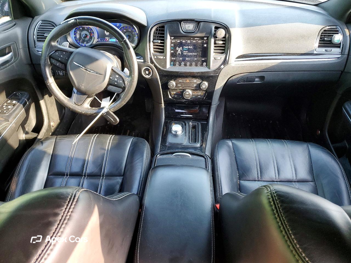 Chrysler 300 2017