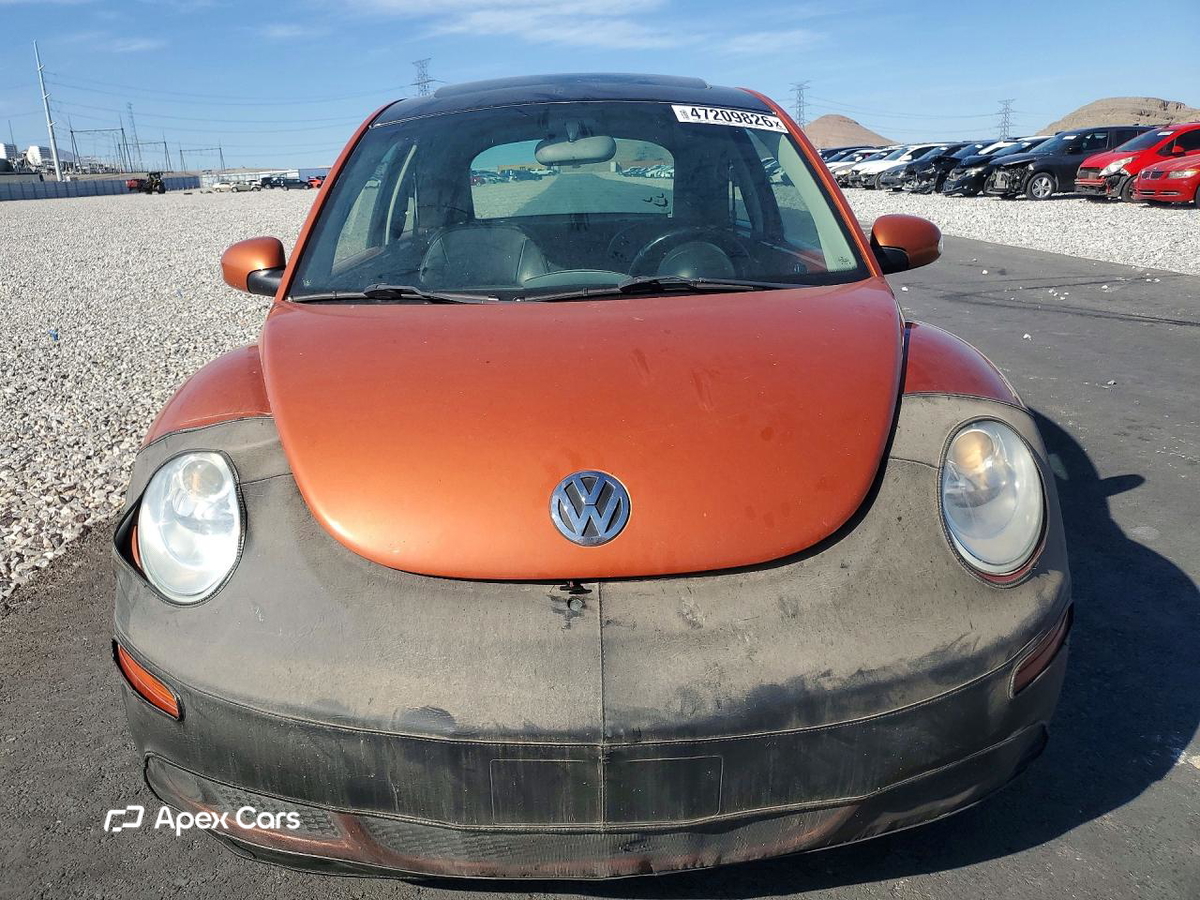 Volkswagen Beetle 2010