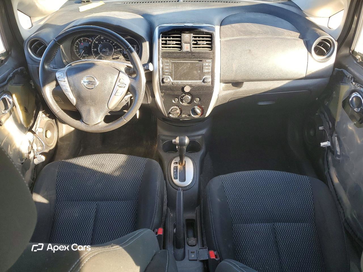 Nissan Versa 2016