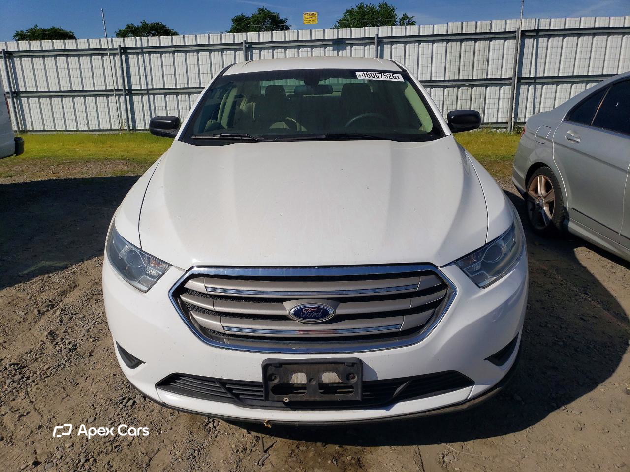 Ford Taurus 2015