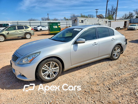 Infiniti G 2013 - Image 1 of 12