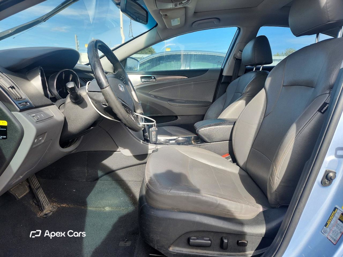 Hyundai Sonata 2012