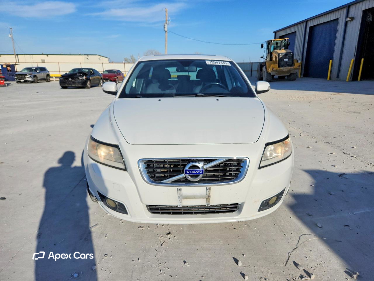 Volvo V50 2011