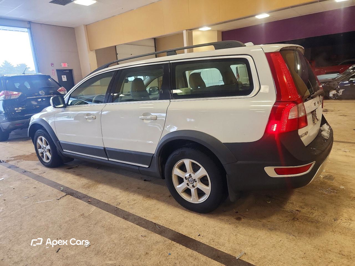 Volvo XC70 2010