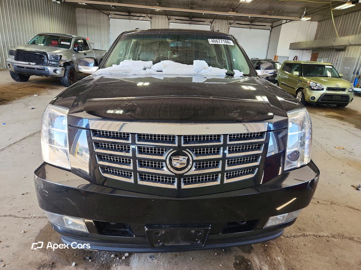 Cadillac Escalade 2011