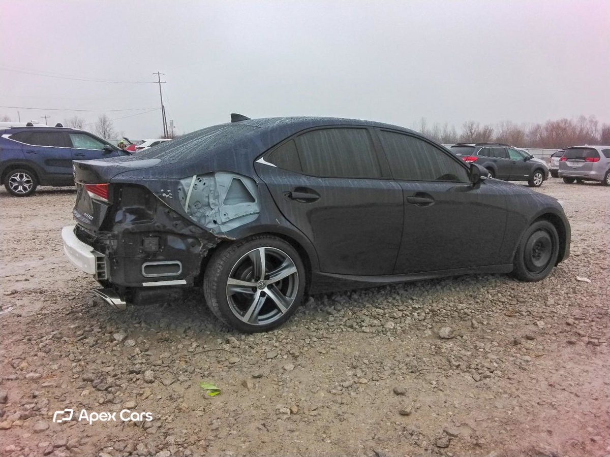 Lexus IS 2017