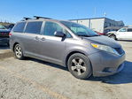 Toyota Sienna 2012