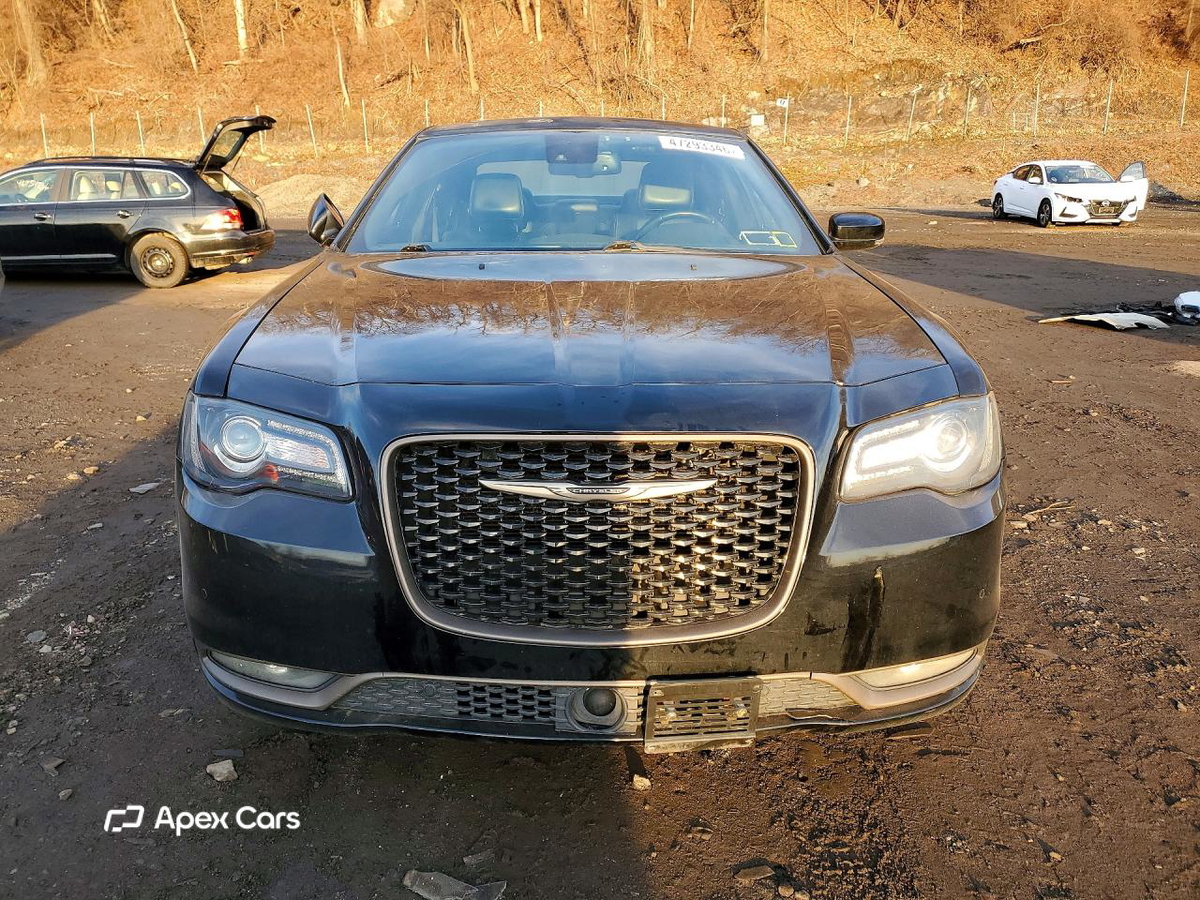 Chrysler 300 2016