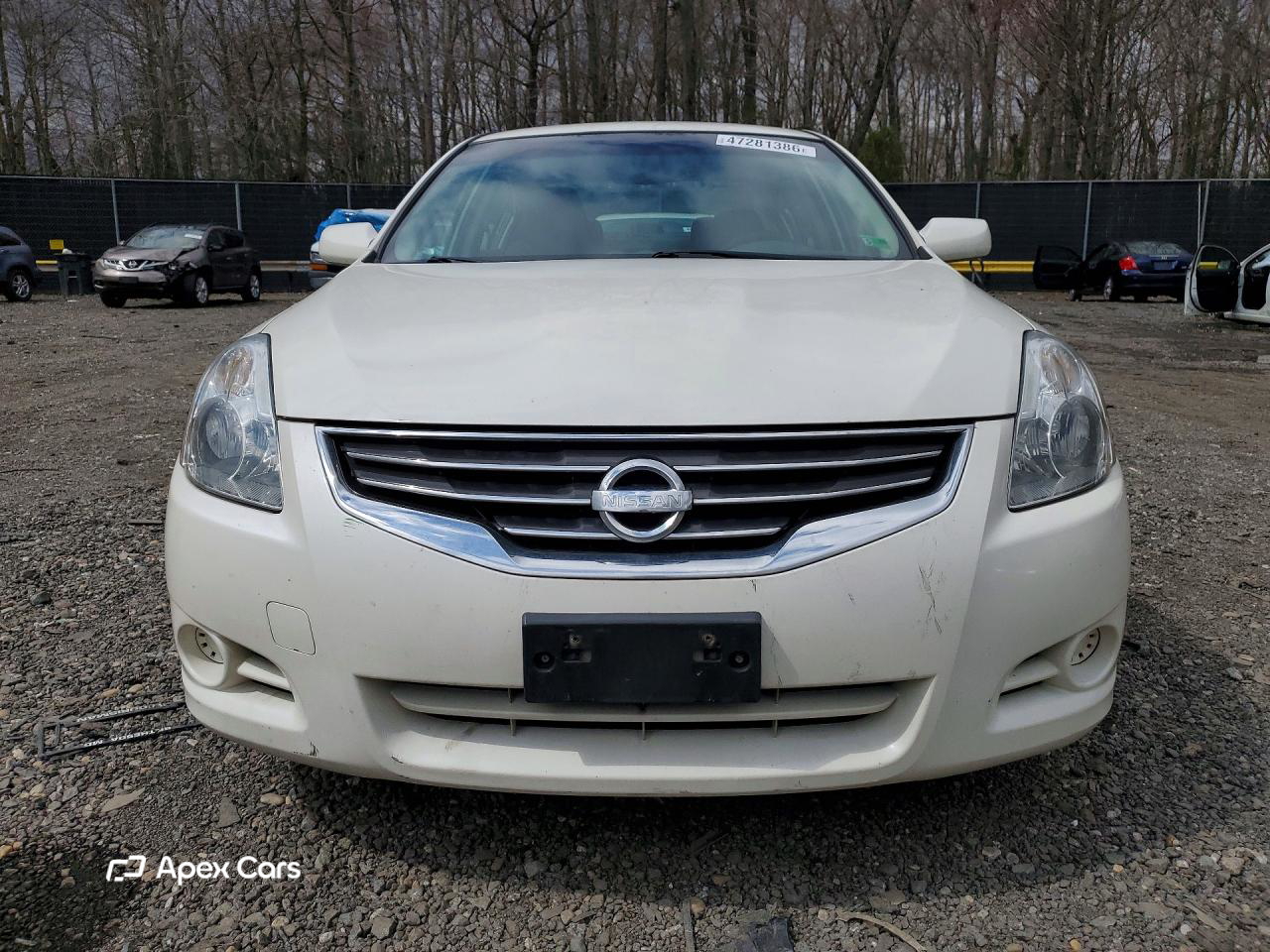 Nissan Altima 2010