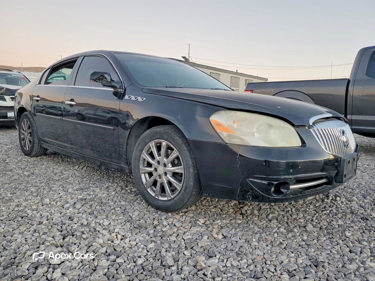 Buick Lucerne 2011