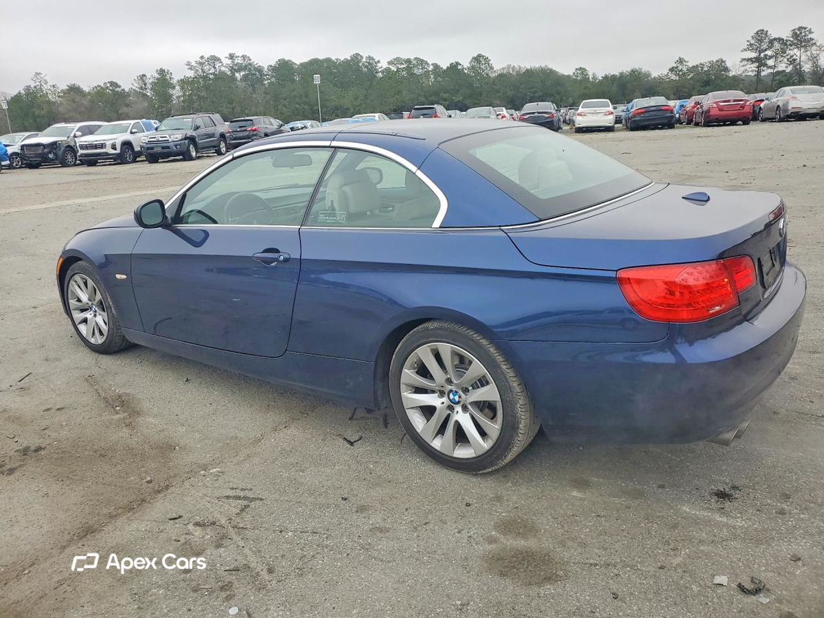 BMW Series 3 2011
