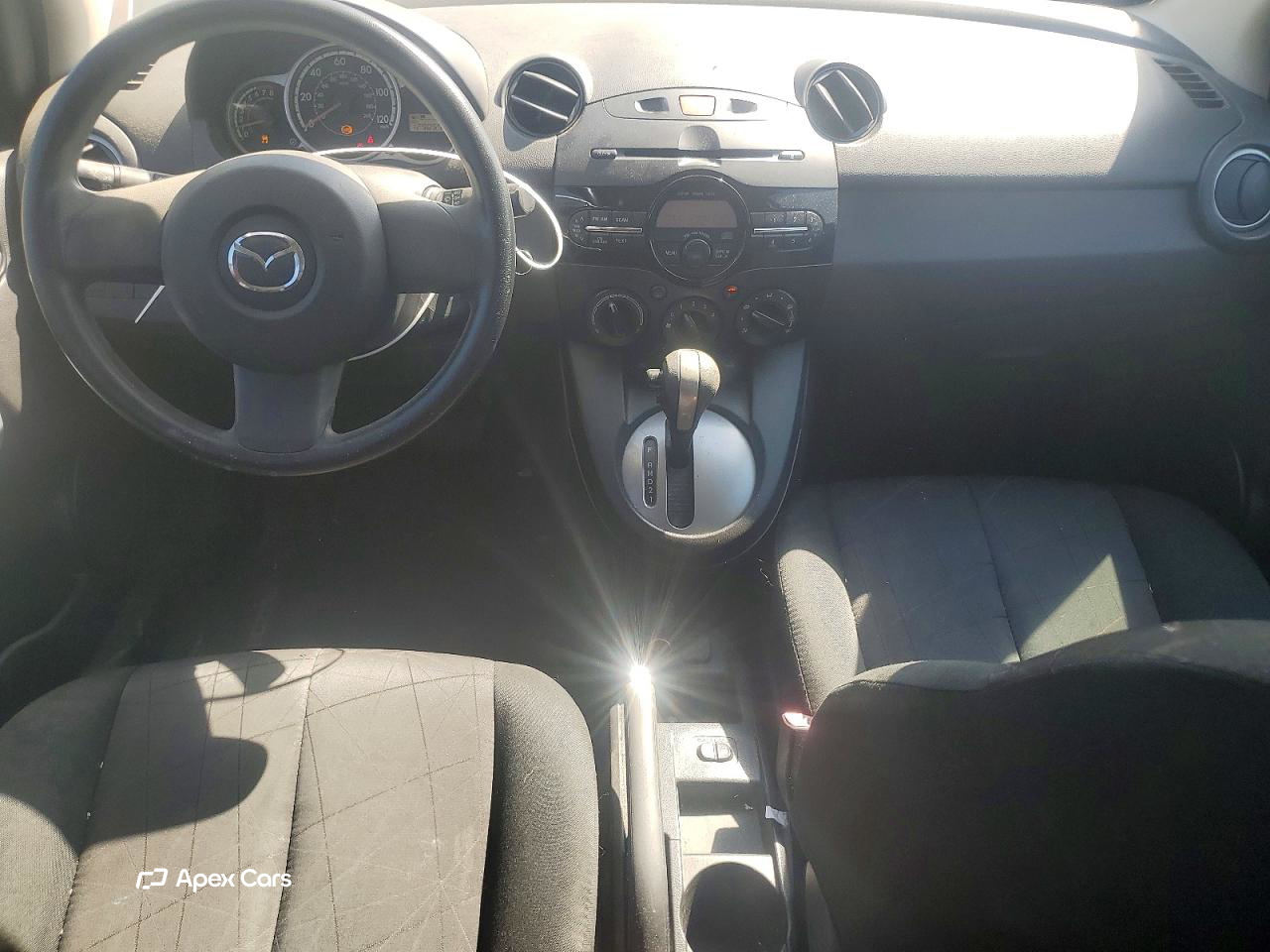 Mazda 2 2014