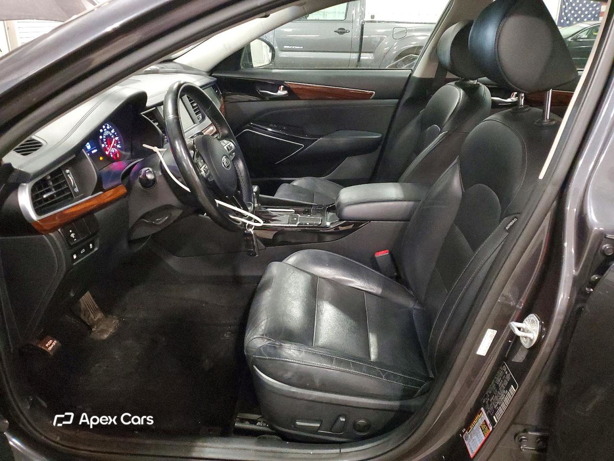 Kia Cadenza 2017