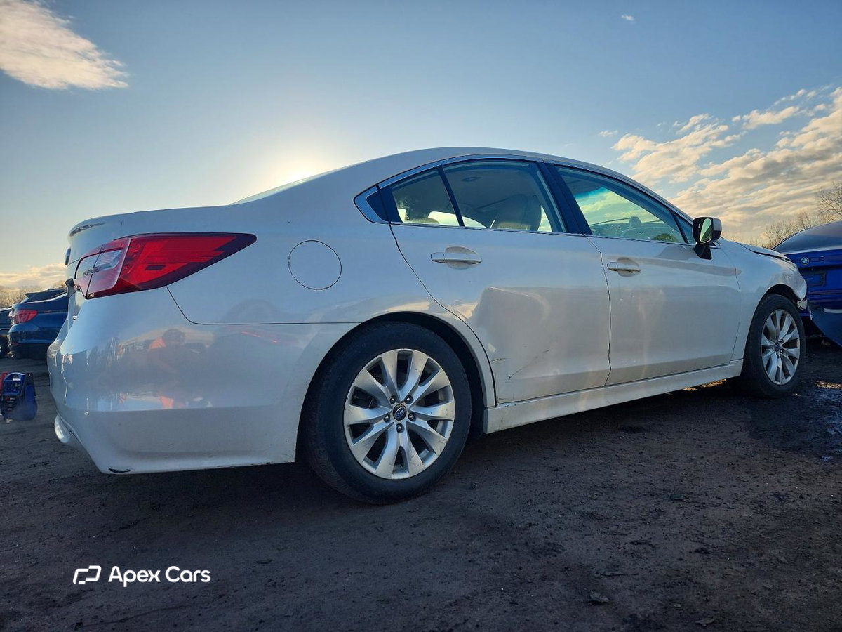 Subaru Legacy 2015