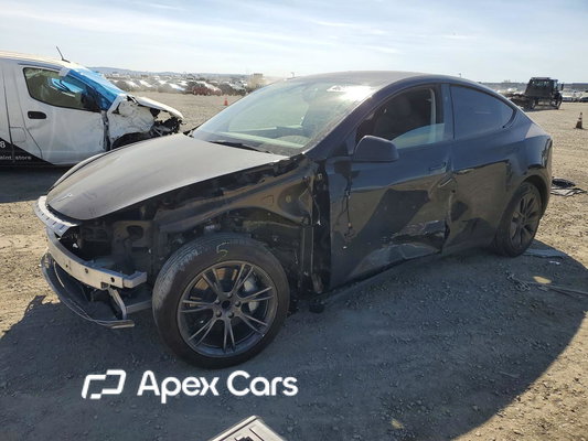 Tesla Model Y 2025 - Image 1 of 14