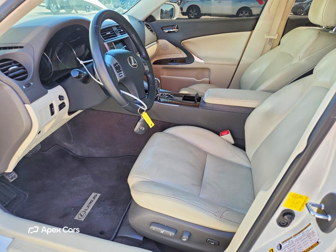 Lexus IS 2012