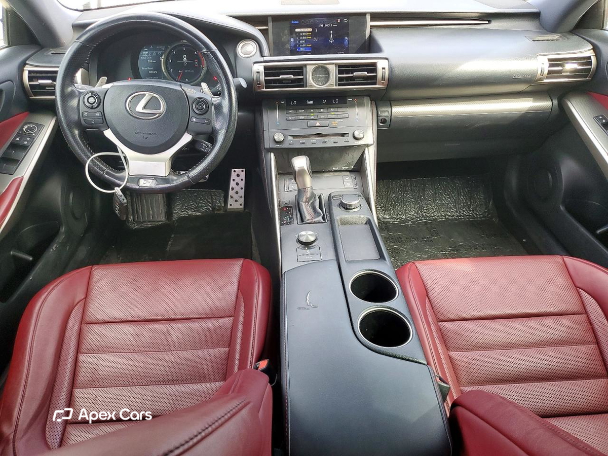 Lexus IS 2016