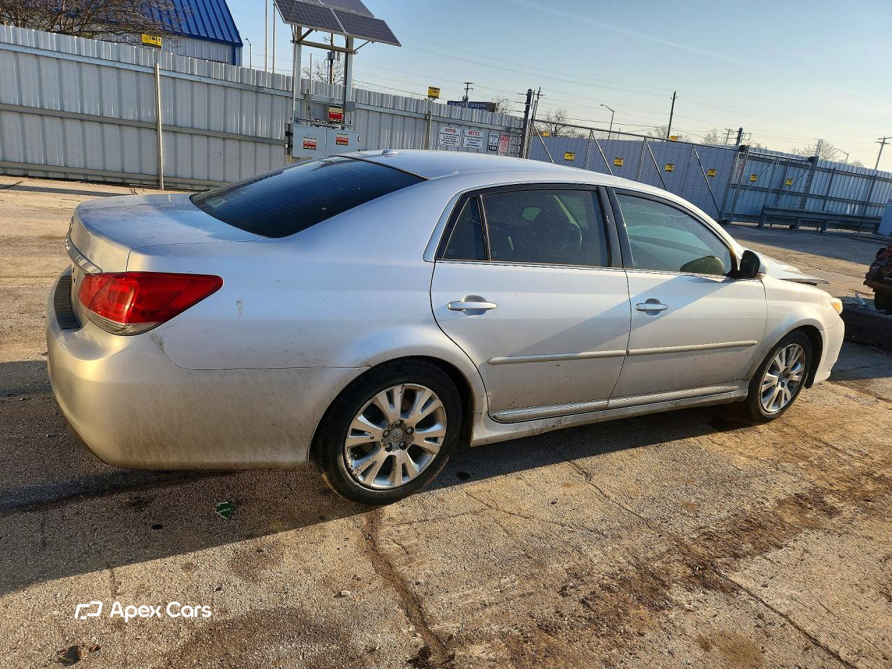Toyota Avalon 2011