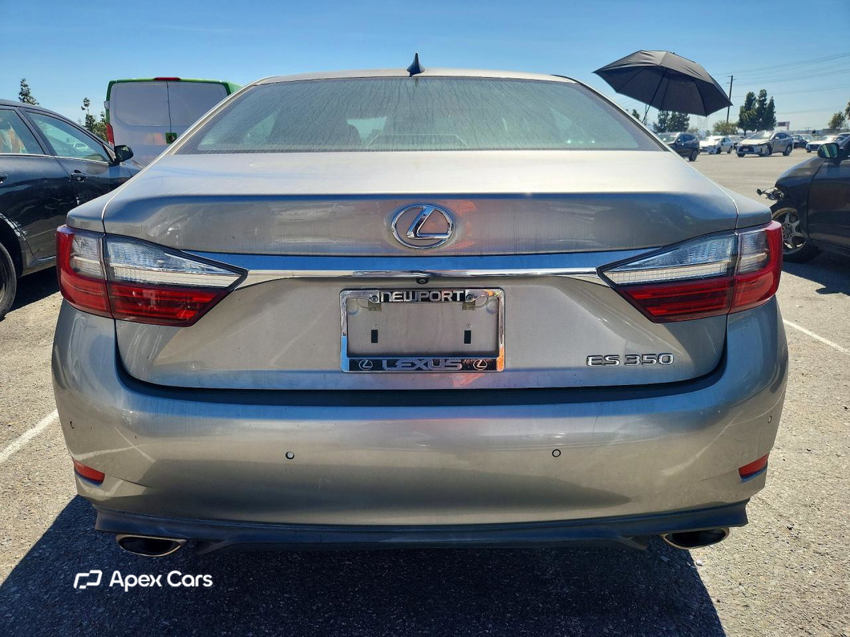 Lexus ES 2017