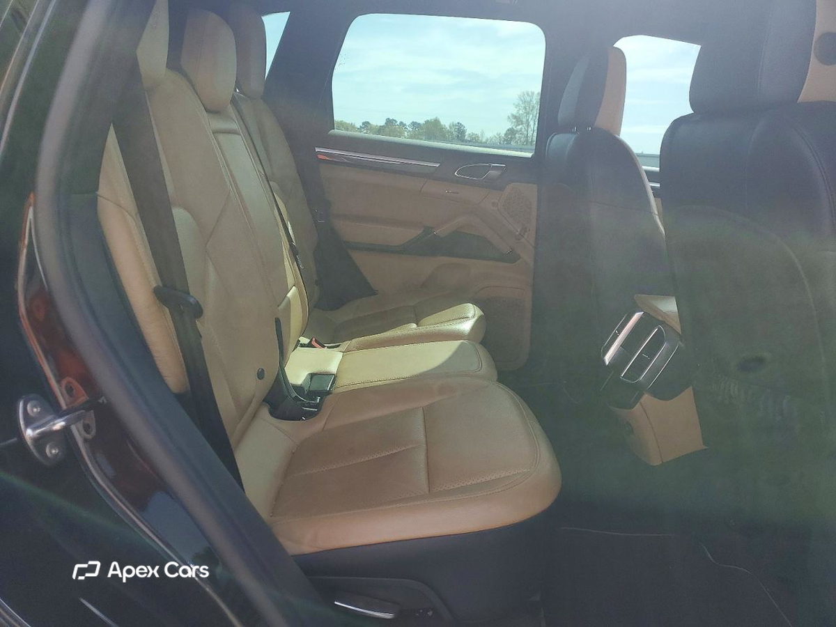 Porsche Cayenne 2014